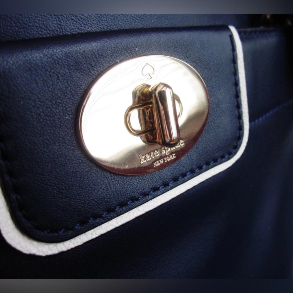 Kate Spade Hampton Road Smooth Navy Leather Davis Tote - Picture 10 of 11
